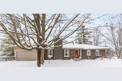 1407 Edgewood Avenue SE, Grand Rapids, MI 49506 - Photo 1