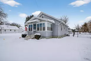 802 Concord Blvd, Jackson, MI 49202 - Photo 1