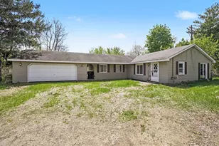 1821 N Lapeer Rd, Lapeer, MI 48446 - Photo 1