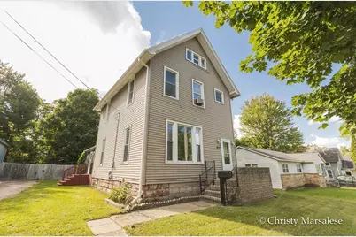 917 S Bridge Street, Belding, MI 48809 - Photo 1