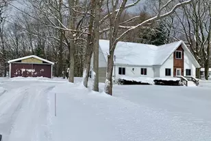 6256 W Dewey Rd, Ludington, MI 49431 - Photo 1