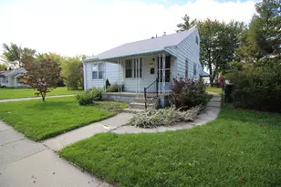 28889 Hillview St, Roseville, MI 48066 - Photo 1