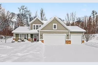 2612 Orange Court SE, Grand Rapids, MI 49546 - Photo 1