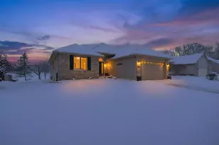 767 Berkshire Dr, Saline, MI 48176 - Photo 1