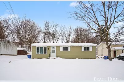 1935 Ball Avenue NE, Grand Rapids, MI 49505 - Photo 1