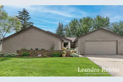 661 Twin Lakes Drive NE, Grand Rapids, MI 49525 - Photo 1