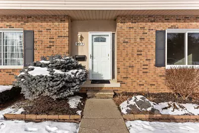 207 Astor Boulevard #18, Belleville, MI 48111 - Photo 1