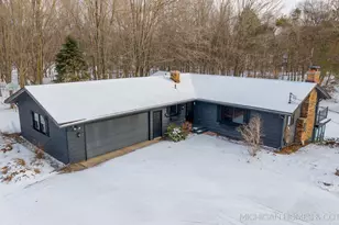 3887 65th St, Holland, MI 49423 - Photo 1