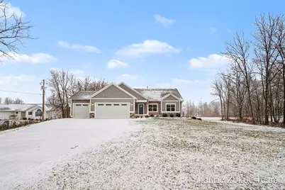 671 Leonard Street NW, Grand Rapids, MI 49534 - Photo 1