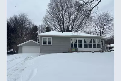 400 Colfax Street, Jackson, MI 49203 - Photo 1