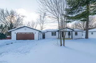 70908 Elkhart Rd, Edwardsburg, MI 49112 - Photo 1