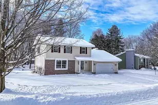 514 Vista Ln, Fremont, MI 49412 - Photo 1