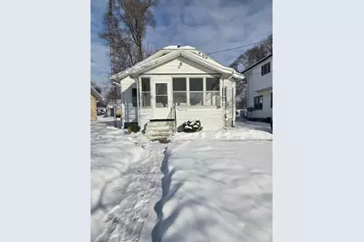 1402 Floral Avenue, Jackson, MI 49202 - Photo 1