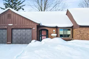 814 York Ave, Holland, MI 49423 - Photo 1