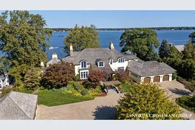 1933 South Shore Drive, Holland, MI 49423 - Photo 1