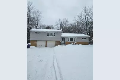 3265 Brooklyn Avenue SE, Grand Rapids, MI 49508 - Photo 1