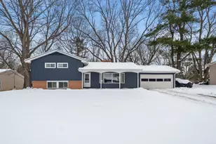 2519 Fairgrove St, Kalamazoo, MI 49009 - Photo 1
