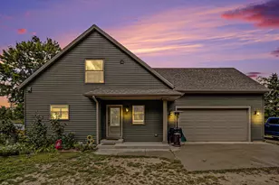 4075 Kimble Lake Dr, Vicksburg, MI 49097 - Photo 1
