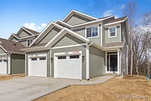 2219 Watertown Way NE, Grand Rapids, MI 49505 - Photo 1