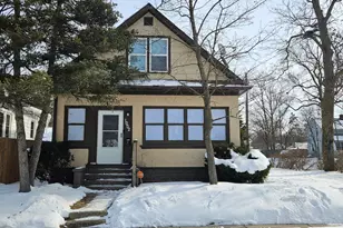 1002 Hazard Ave, Kalamazoo, MI 49048 - Photo 1