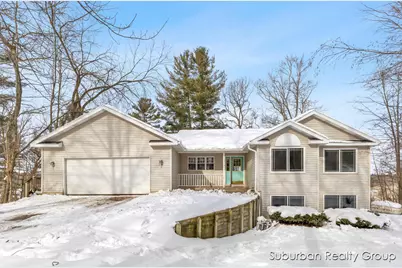 17610 Simmons Avenue NE, Cedar Springs, MI 49319 - Photo 1