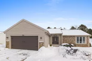 7000 Camelback Dr NE, Rockford, MI 49341 - Photo 1
