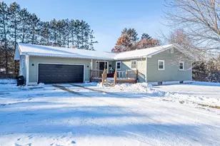 1575 Hi Acre Dr, Gladwin, MI 48624 - Photo 1