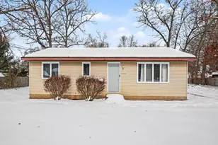 3054 Glenrick Ave, Muskegon, MI 49442 - Photo 1