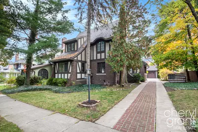 618 Laurel Avenue SE, Grand Rapids, MI 49506 - Photo 1