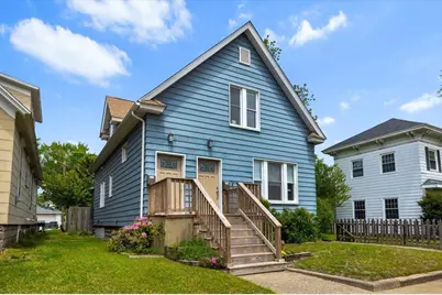 535 Archer Avenue #Upper Apt. 2, Saint Joseph, MI 49085 - Photo 1