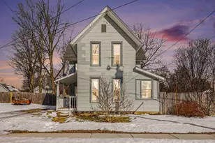 427 E Division St, Vicksburg, MI 49097 - Photo 1