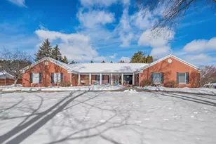 910 Dexter St, Big Rapids, MI 49307 - Photo 1