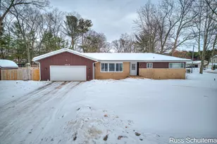2014 Bluebird Ln, Muskegon, MI 49445 - Photo 1