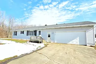 710 Madison St, Bellevue, MI 49021 - Photo 1