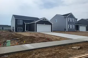 1029 Foxglove Ave, Vicksburg, MI 49097 - Photo 1