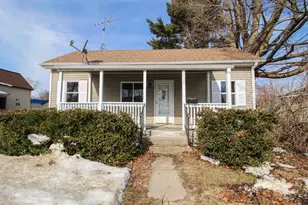 316 W Delaware St, Decatur, MI 49045 - Photo 1