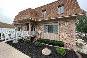 3030 S 9th St, Kalamazoo, MI 49009 - Photo 1