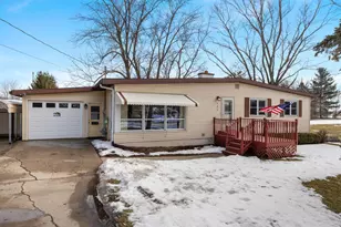 425 S Division St, Marion City, MI 48811 - Photo 1