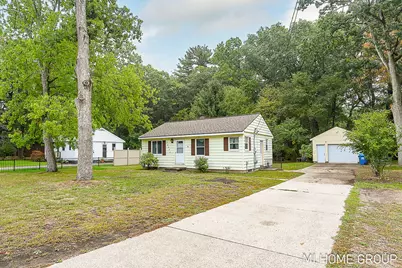 14664 154th Avenue, Grand Haven, MI 49417 - Photo 1