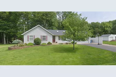 5463 S Avenue E, Vicksburg, MI 49097 - Photo 1