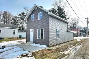 108 E Murray Ave, White Pigeon, MI 49099 - Photo 1