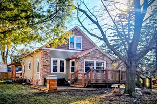 5324 Comstock Ave, Kalamazoo, MI 49048 - Photo 1