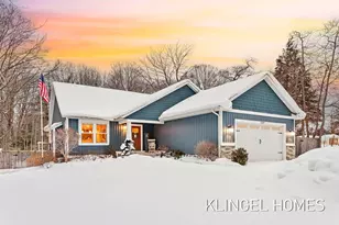 14507 Lakeshore Dr, Grand Haven, MI 49417 - Photo 1