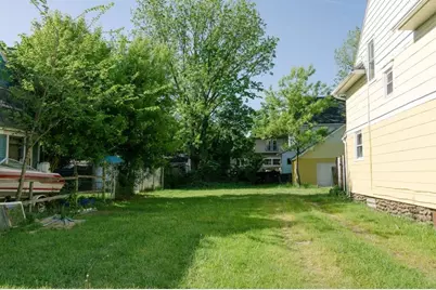 226 Lathrop Avenue, Battle Creek, MI 49014 - Photo 1