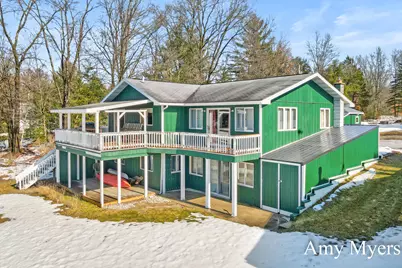 7367 S 108th Avenue, Rothbury, MI 49452 - Photo 1