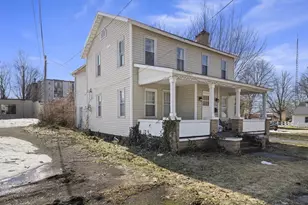 718 Regent St, Niles, MI 49120 - Photo 1