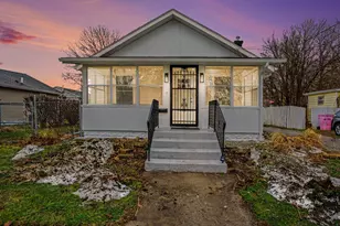 920 Cherry St, Niles, MI 49120 - Photo 1