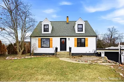 4595 Wakefield Avenue NE, Comstock Park, MI 49321 - Photo 1