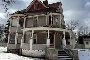504 S Superior St, Albion, MI 49224 - Photo 1