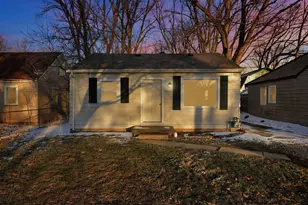 4927 Starr Ave, Lansing, MI 48910 - Photo 1